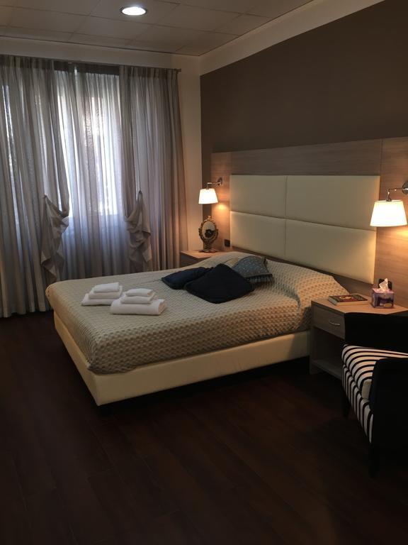 רומא B&B Le Vibrazioni חדר תמונה