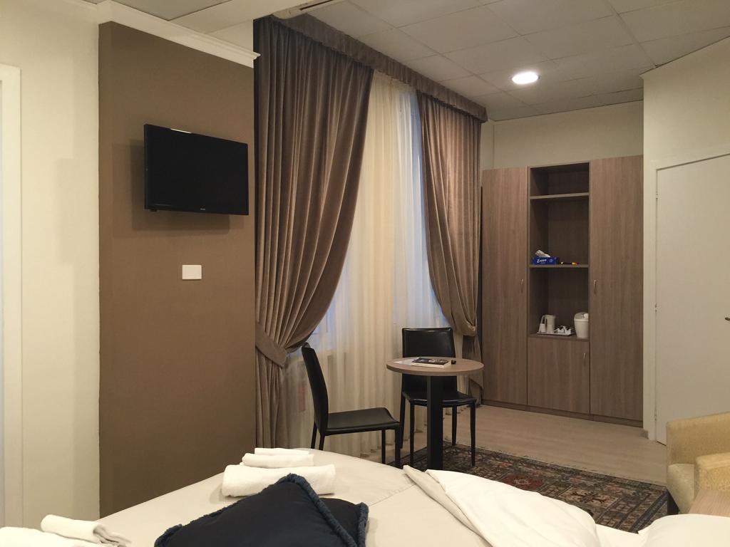 רומא B&B Le Vibrazioni חדר תמונה