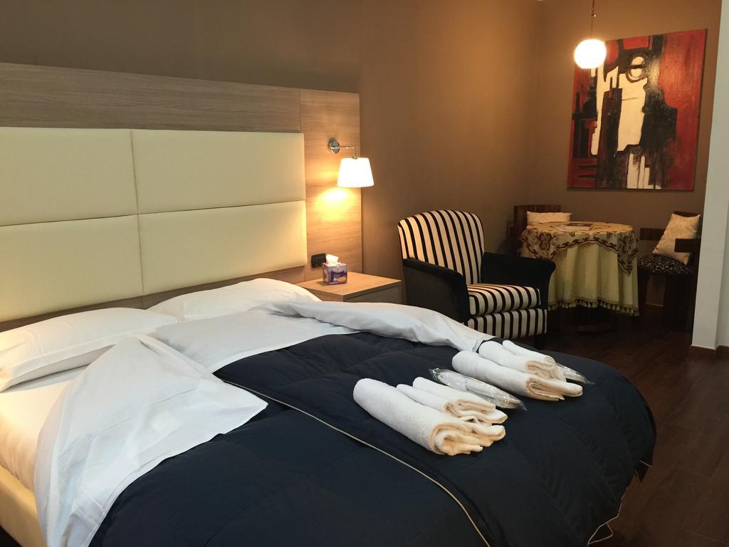 רומא B&B Le Vibrazioni חדר תמונה