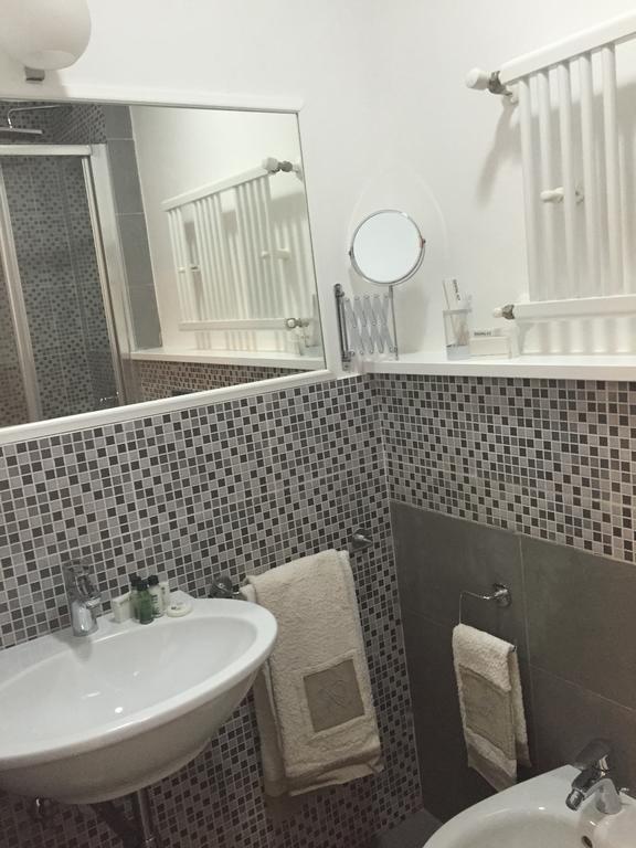 רומא B&B Le Vibrazioni חדר תמונה